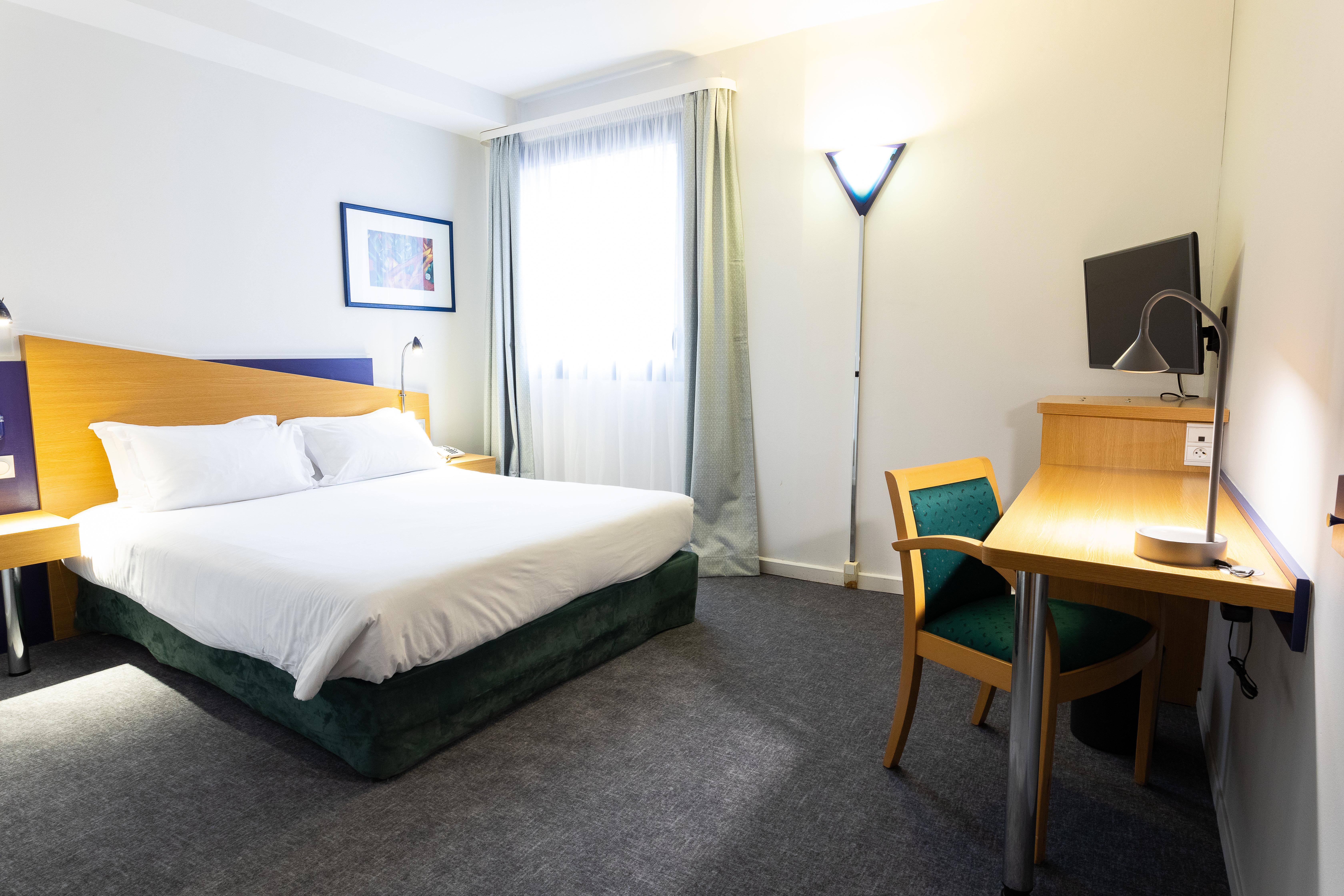 Holiday Inn Express Arras, An Ihg Hotel Esterno foto